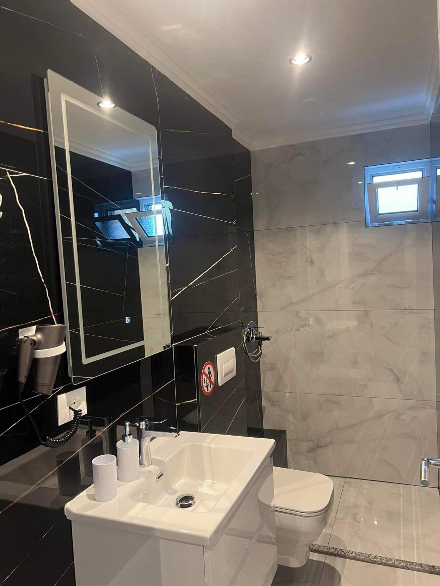 Noya Suites Sr Sarandë Exterior foto