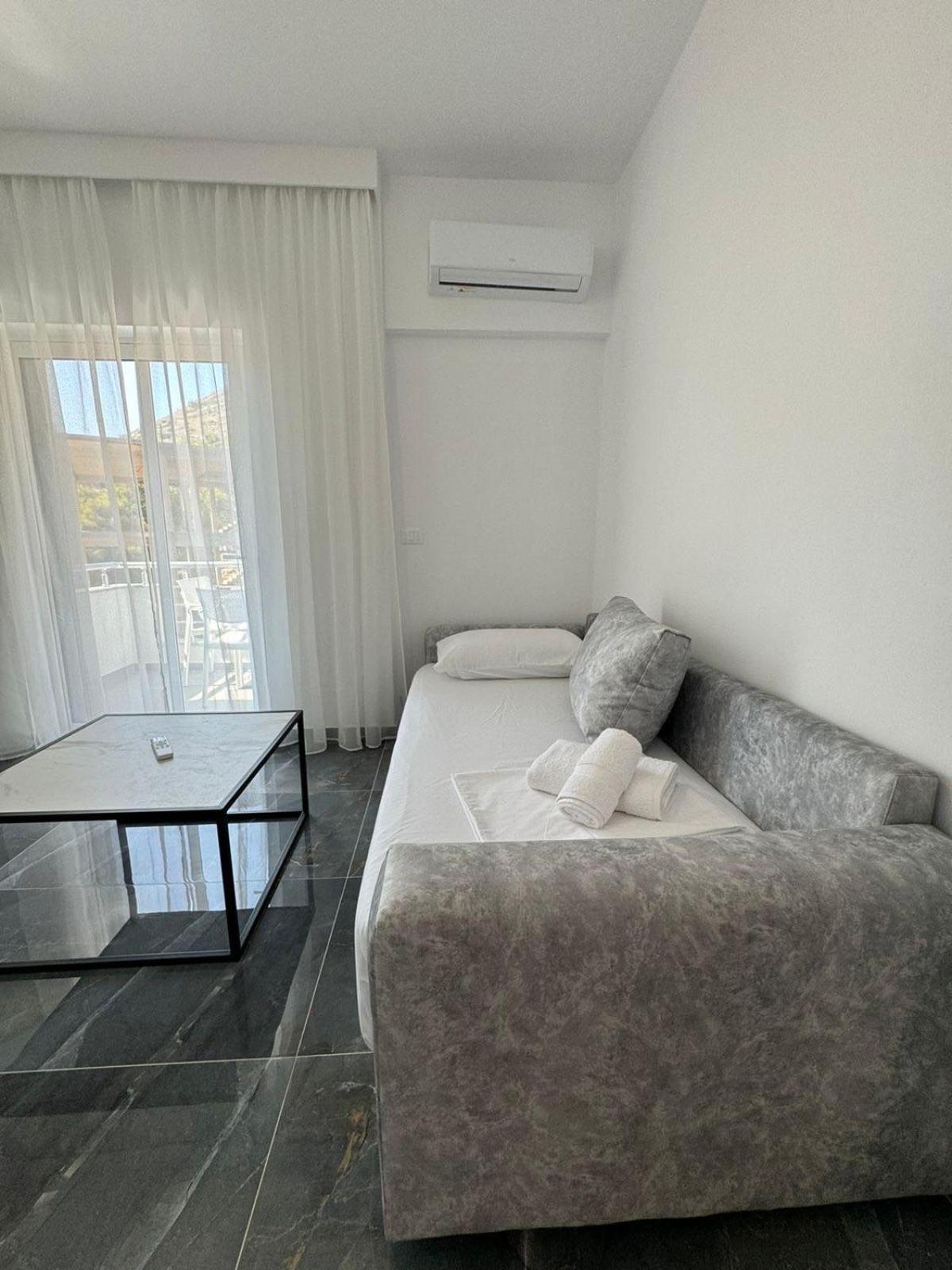 Noya Suites Sr Sarandë Exterior foto