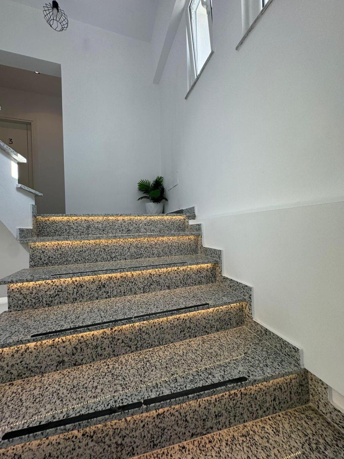 Noya Suites Sr Sarandë Exterior foto